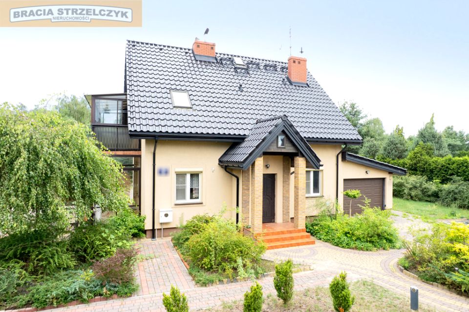 Dom Marianów