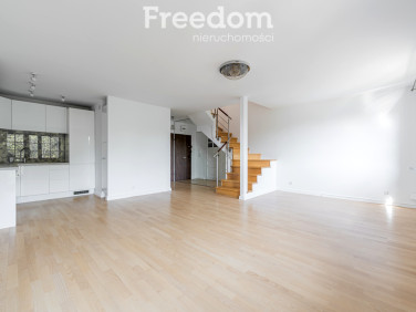 Mieszkanie blok mieszkalny nad rzeką