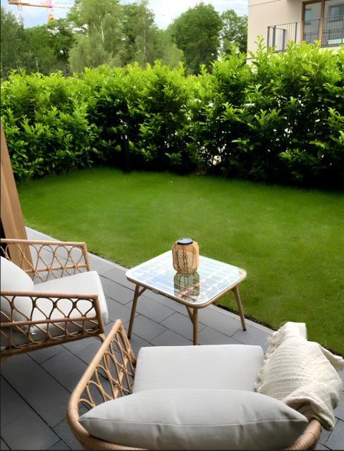 Mieszkanie blok mieszkalny przy lesie