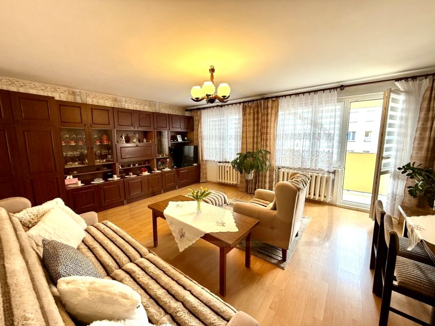 Mieszkanie blok mieszkalny sprzedaż