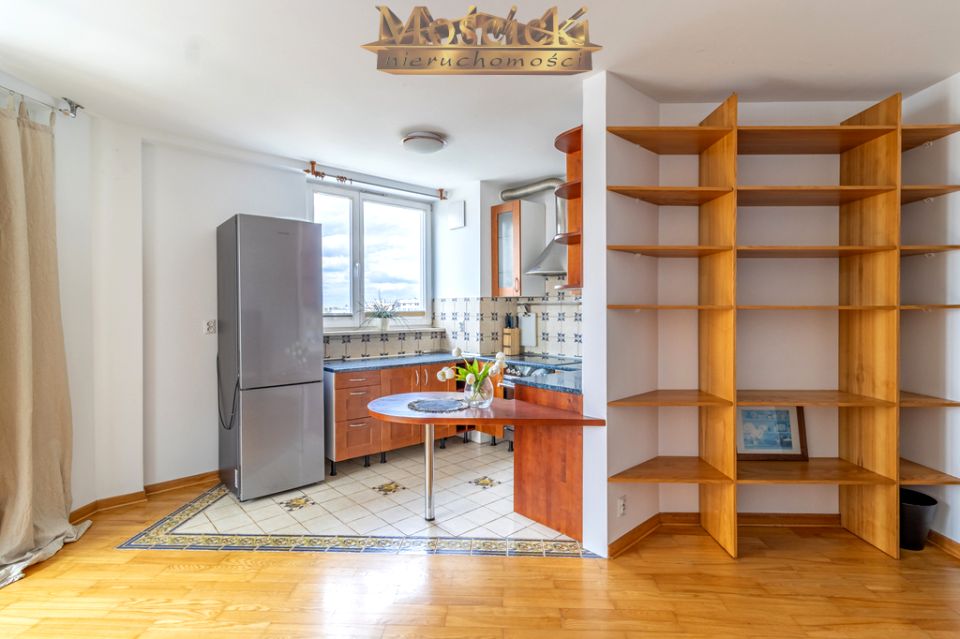 Mieszkanie blok mieszkalny przy lesie