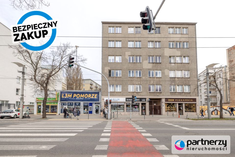 Dom z garażem