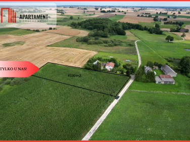 Działka nad jeziorem