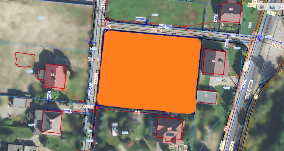 Ogrodzona działka sprzedam