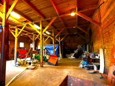 Budynek użytkowy Mołowiste