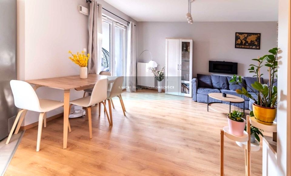 Mieszkanie blok mieszkalny Warszawa