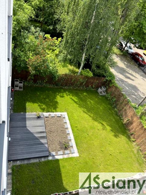 Budynek użytkowy Warszawa