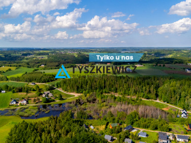 Działka przy lesie
