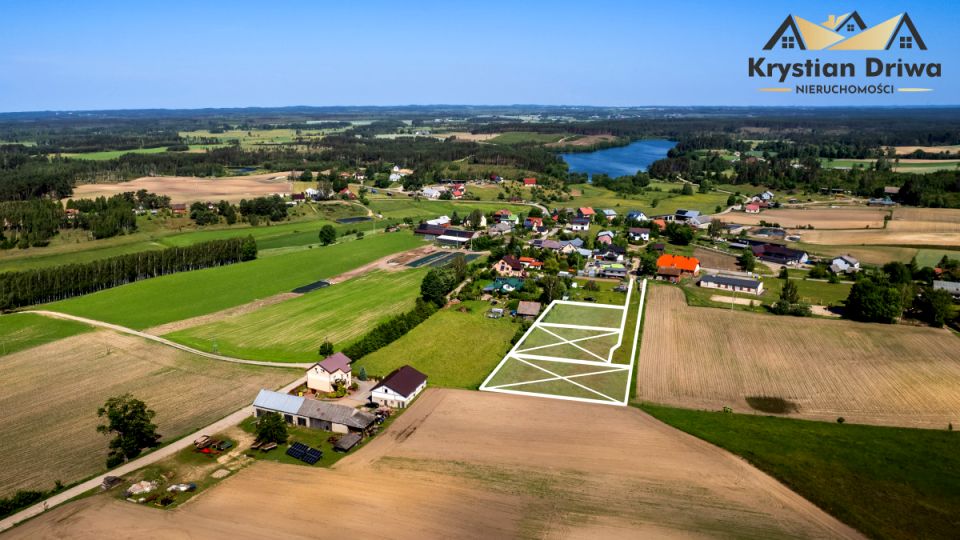 Działka przy lesie