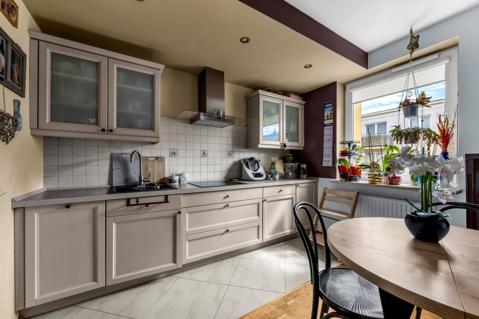 Mieszkanie blok mieszkalny sprzedaż