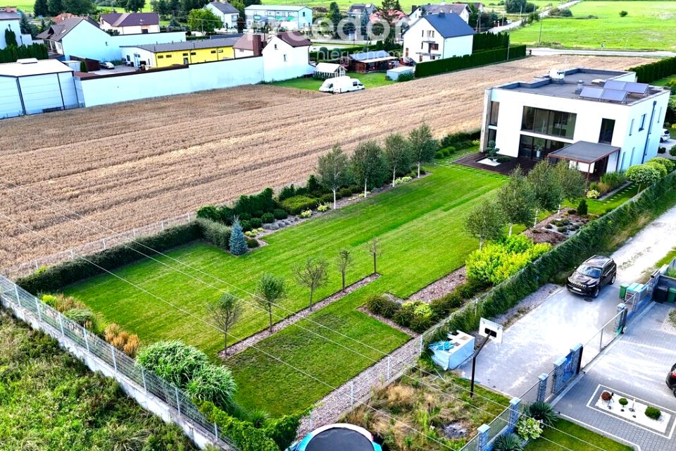 Dom Stok Lacki-Folwark