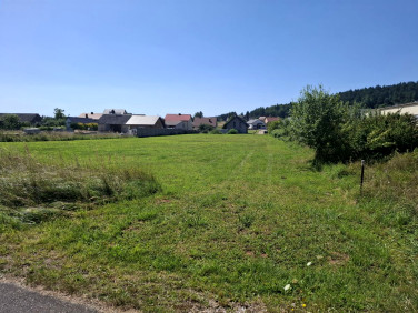 Działka budowlana Chęciny