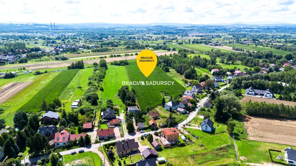 Zabudowana działka Jeziorzany