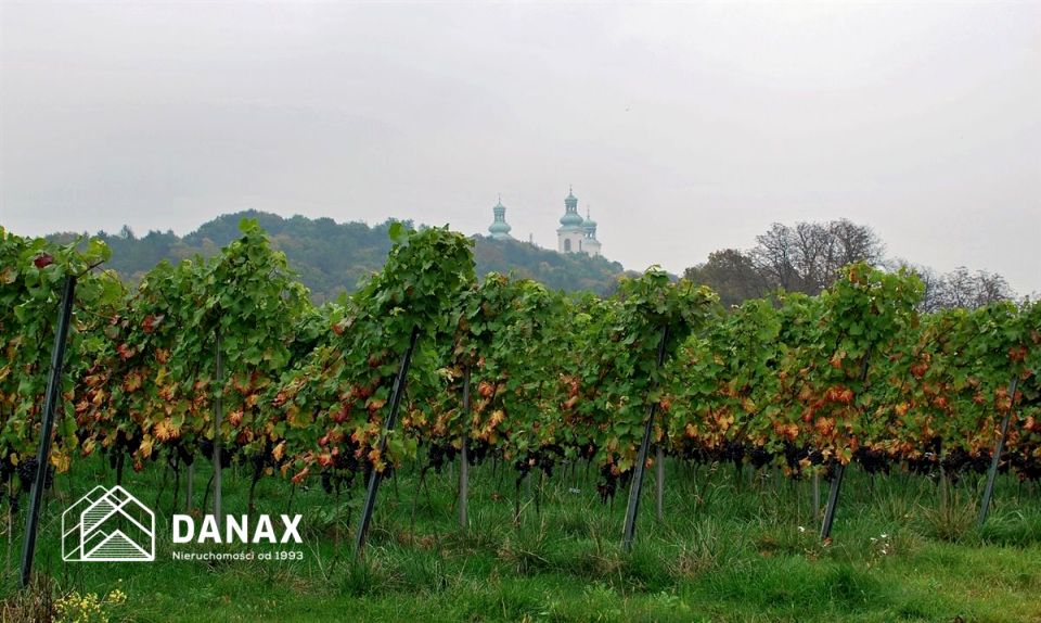 Ogrodzona działka sprzedam