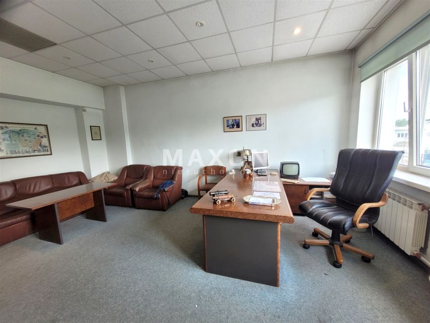 Budynek użytkowy Warszawa