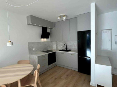 Mieszkanie blok mieszkalny nad rzeką