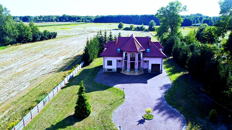 Dom Jamy