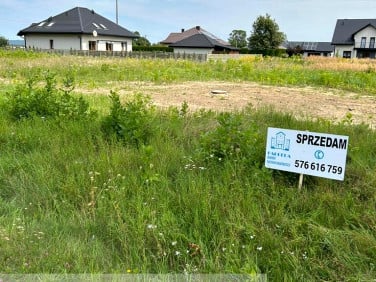 Działka budowlana Wiewiórów