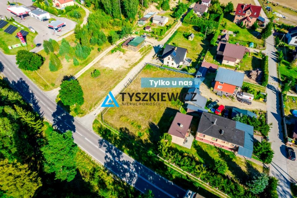 Działka przy lesie