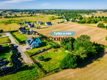 Działka przy lesie