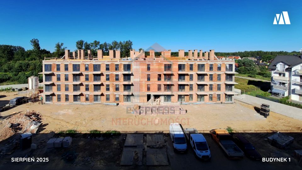 Mieszkanie blok mieszkalny przy lesie