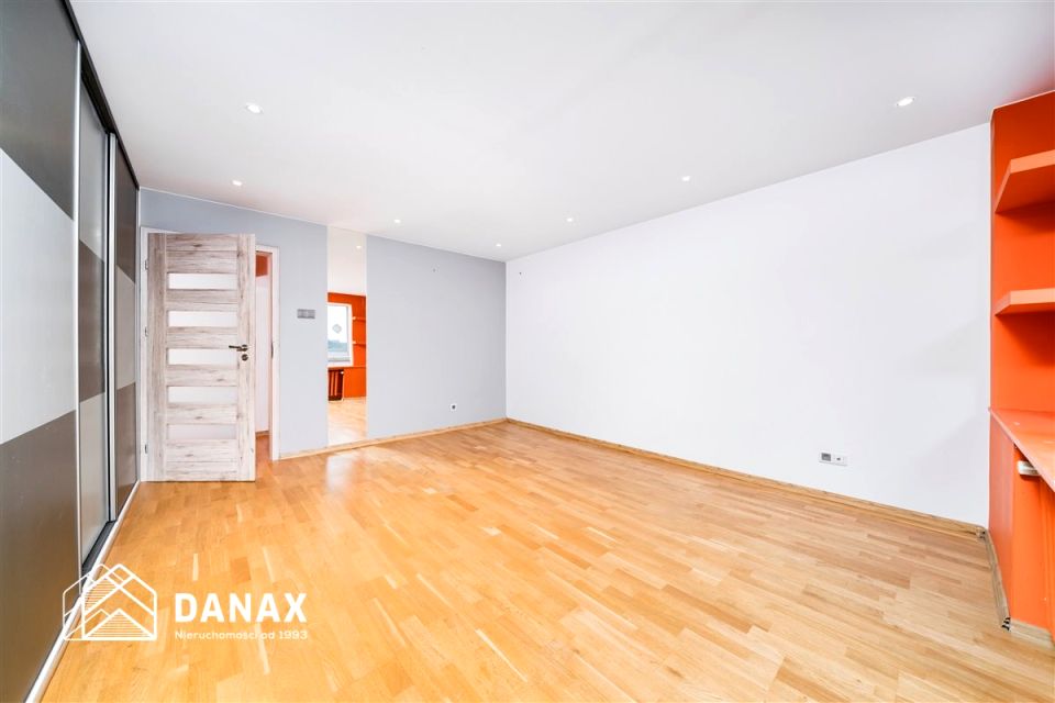 Mieszkanie blok mieszkalny sprzedaż