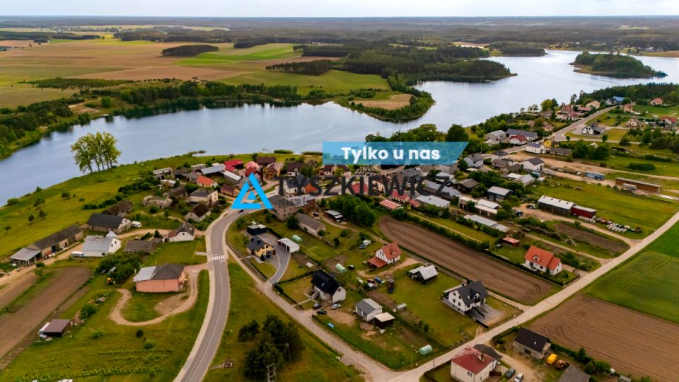 Działka przy lesie