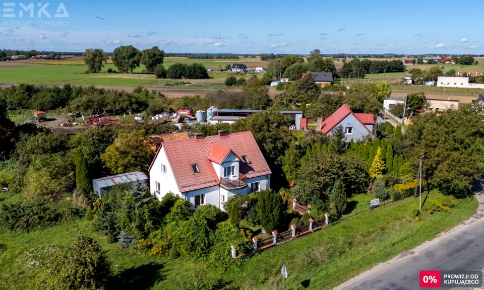 Dom Wierzchucin Królewski