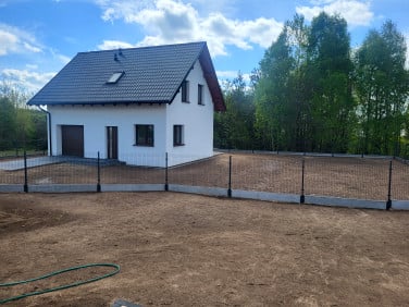 Dom z garażem