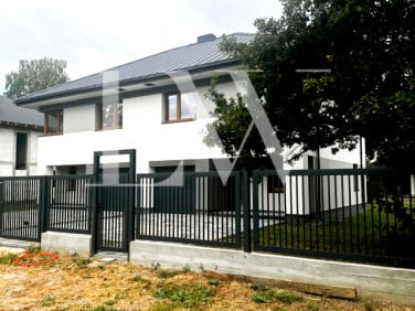Dom Brwinów