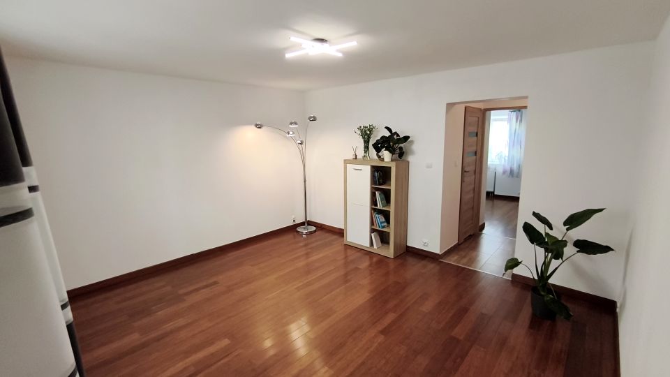 Mieszkanie blok mieszkalny przy lesie