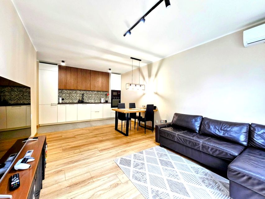 Mieszkanie blok mieszkalny Warszawa