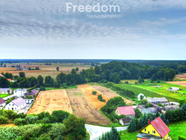 Działka przy lesie