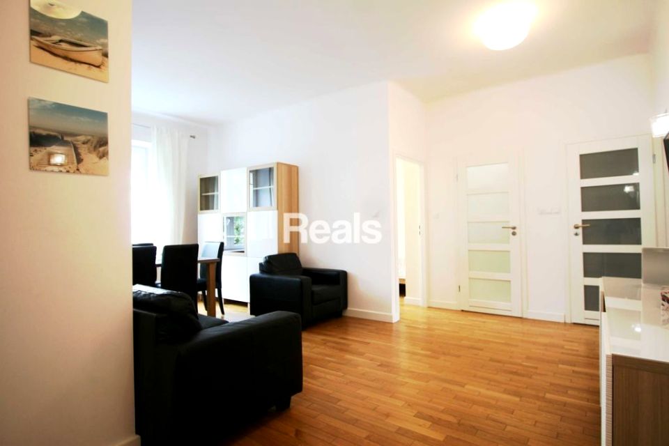 Mieszkanie blok mieszkalny Warszawa