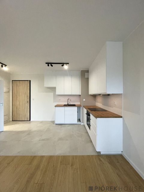 Mieszkanie blok mieszkalny sprzedaż