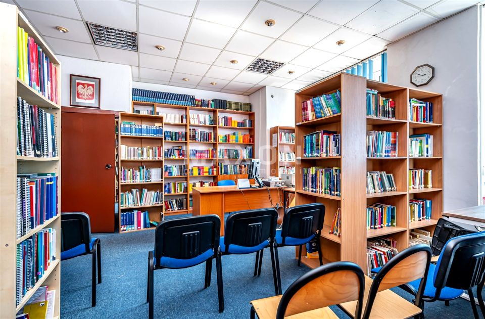 Budynek użytkowy Warszawa