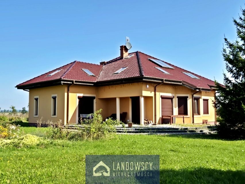 Dom wolnostojący sprzedaż