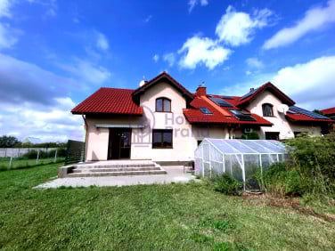 Dom Mokronos Górny