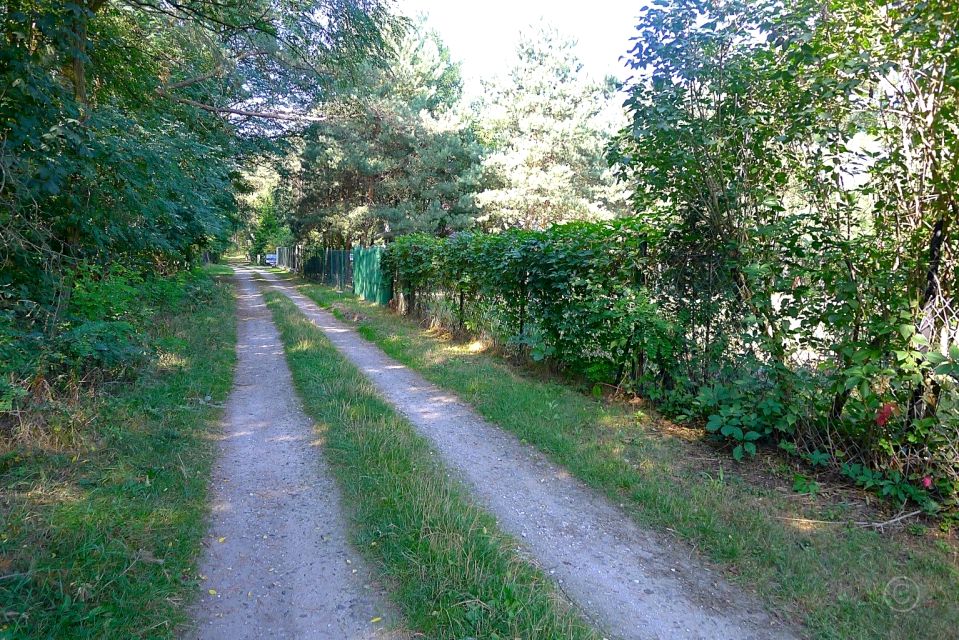 Ogrodzona działka sprzedam