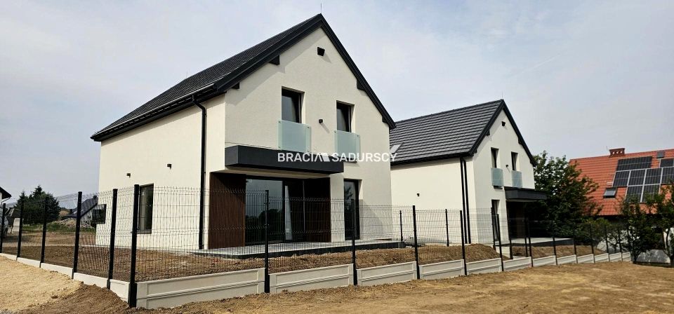 Dom Kocmyrzów-Luborzyca