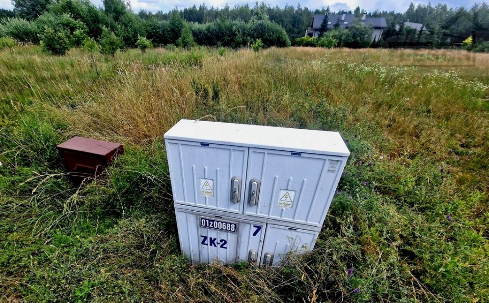Działka Książenice
