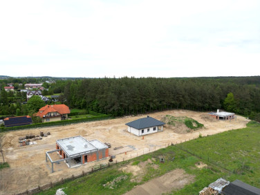 Dom z garażem