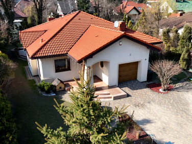 Dom Borowa Góra