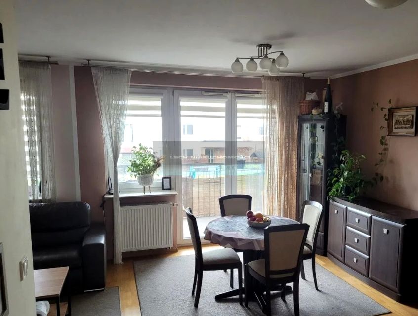 Mieszkanie blok mieszkalny Warszawa