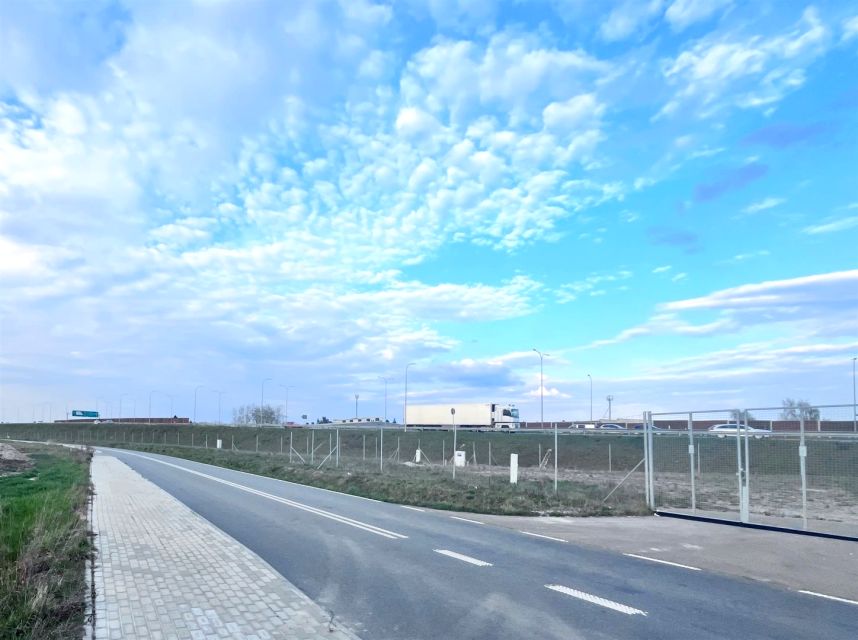 Pusta działka Warszawa