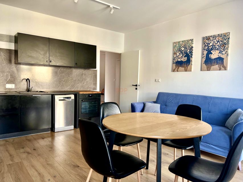 Mieszkanie blok mieszkalny sprzedaż