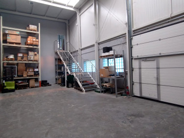 Lokal Komorniki