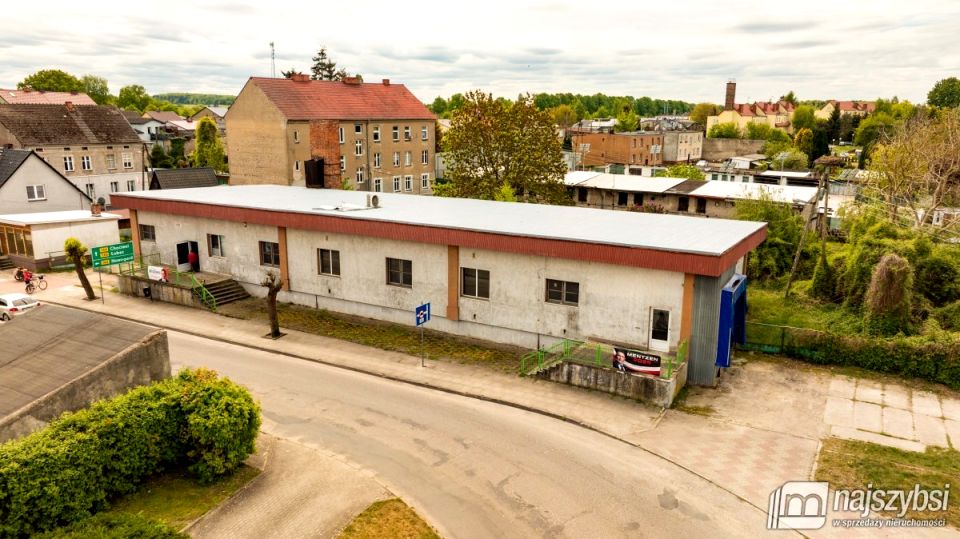 Budynek użytkowy Dobra