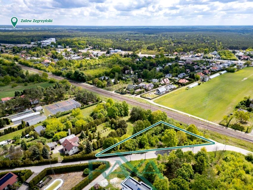 Działka Michałów-Reginów