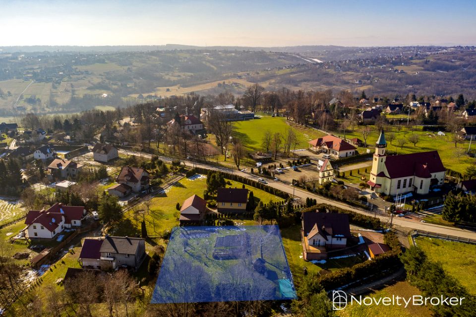 Ogrodzona działka sprzedam